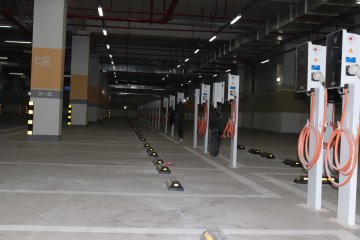 广州盈熙商贸中心充电桩应用案例